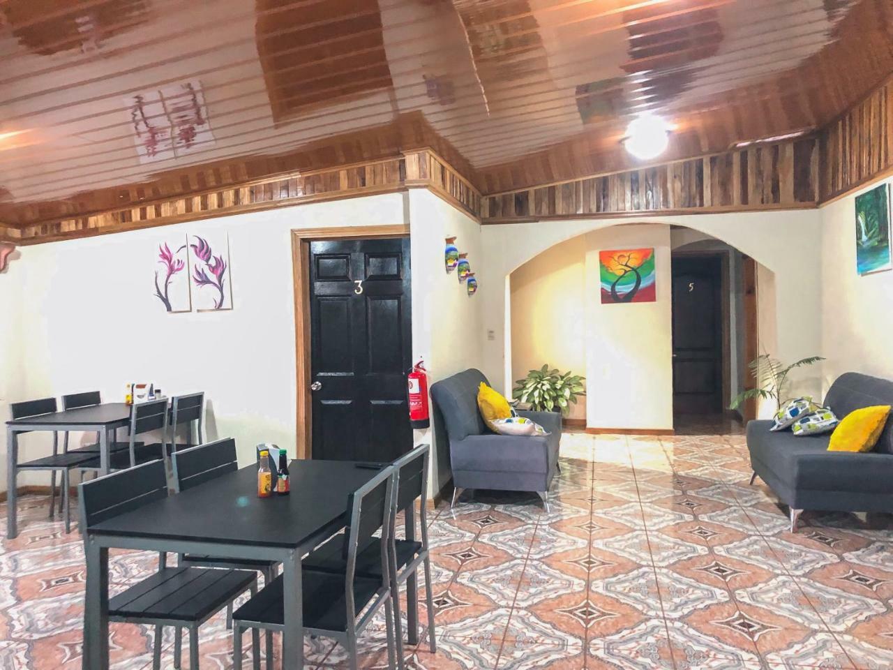 Monte Fresco Hostel Boutique 푼타레나스 외부 사진